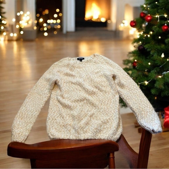 Buffalo David Bitton Sweaters - 🌟 David Bitton Buffalo Sz Med Women’s Creamy & White Eyelash Sweater